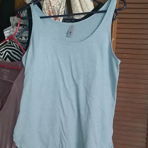Tank top - Picture 1 of 3